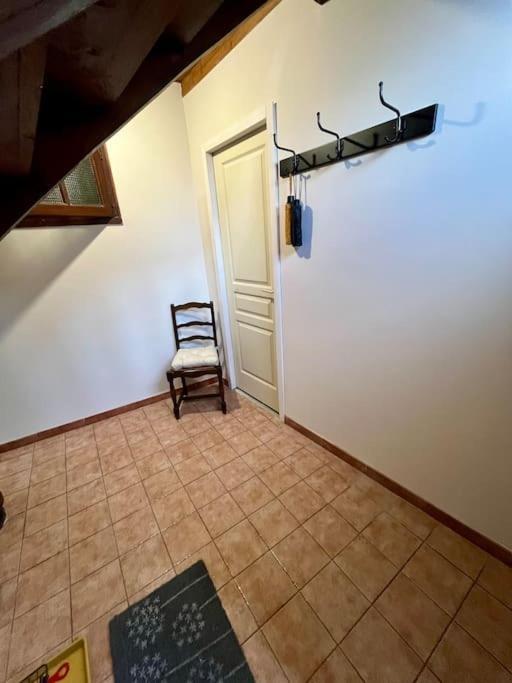 La Petite Ourse Maison De Village A Oust Εξωτερικό φωτογραφία